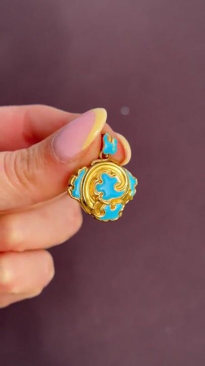 Film of Antique 18ct Gold Turquoise Blue Enamel Mourning Swirl Locket Pendant