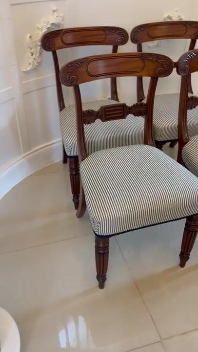 Film of Set of 4 Antique Regency Quality Carved Mahogany Dining Chairs