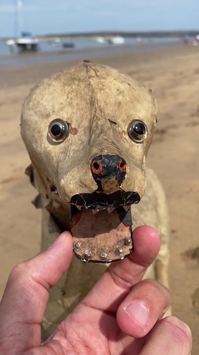 Film of Early 20th Century Haunting Folk Art Dog with Opening Mouth & Pop Out Eye