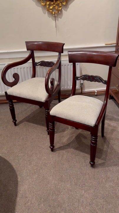 Film of Set of 8 William IV Mahogany Dining Chairs, Circa 1835