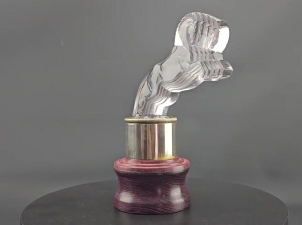 Film of Rene Lalique Cinq Chevaux Car Mascot C1925