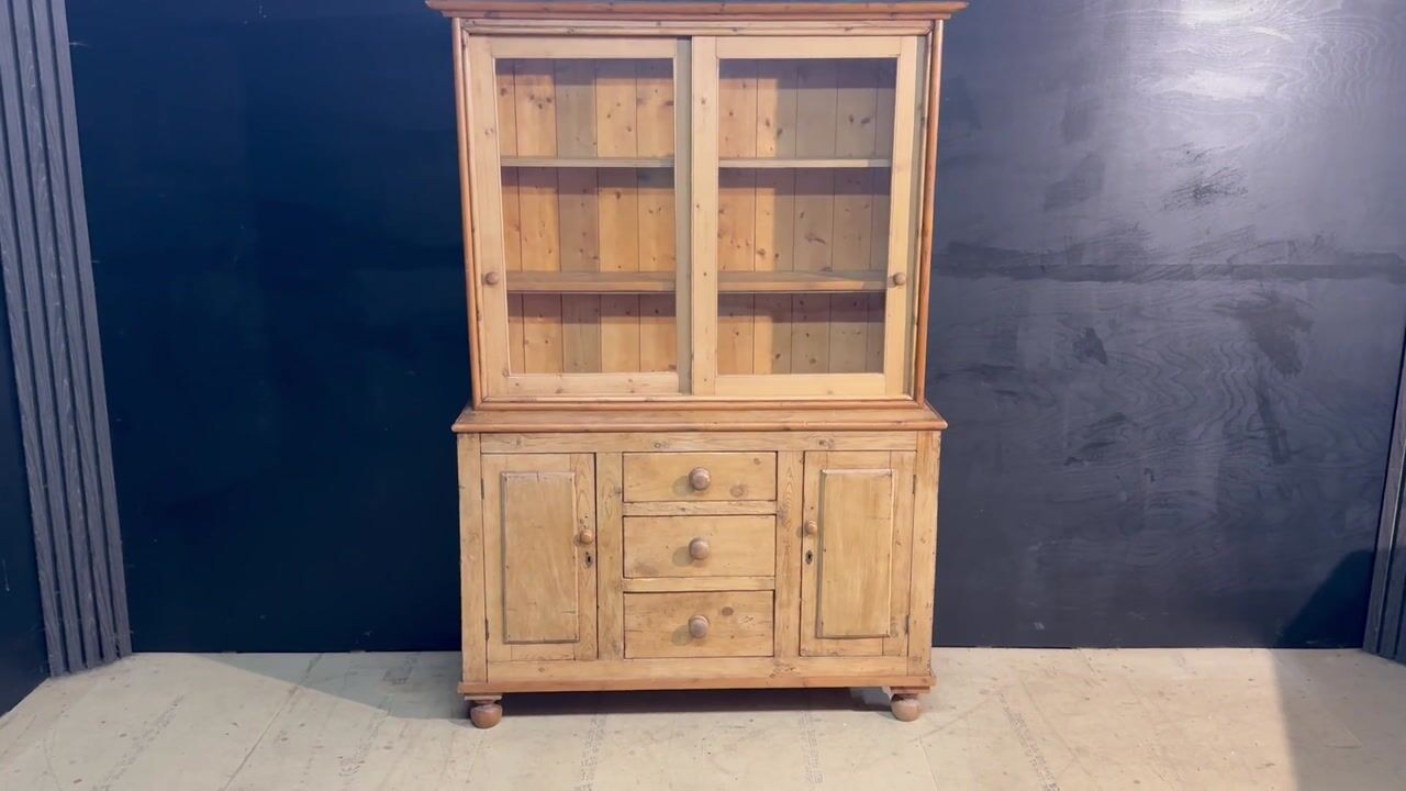 Film of Pine Kitchen Dresser