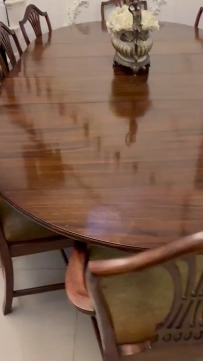 Film of Quality Antique Mahogany Extending 10 Seater Dining Table