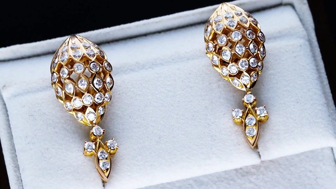 Film of Vintage 2.80ct Diamond and 18ct Yellow Gold Drop Earrings Circa 1950