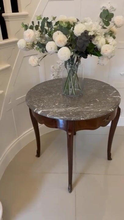 Film of Antique Victorian Quality French Freestanding Kingwood Marble Top Centre/lamp Table