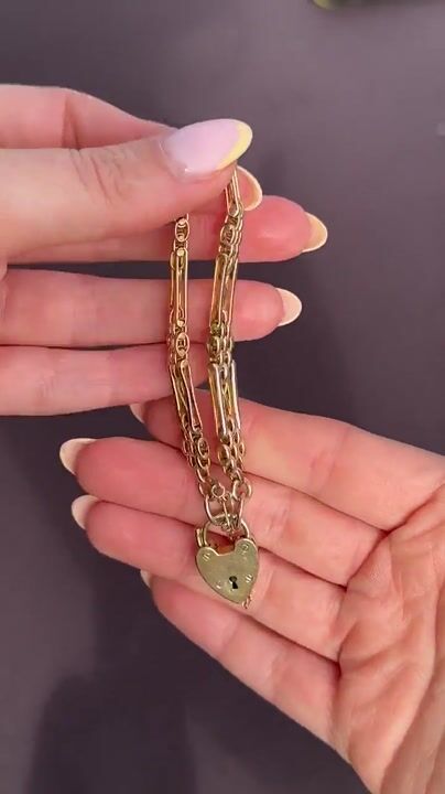 Film of Antique Heart Padlock Fancy Gate Rolled Gold Bracelet