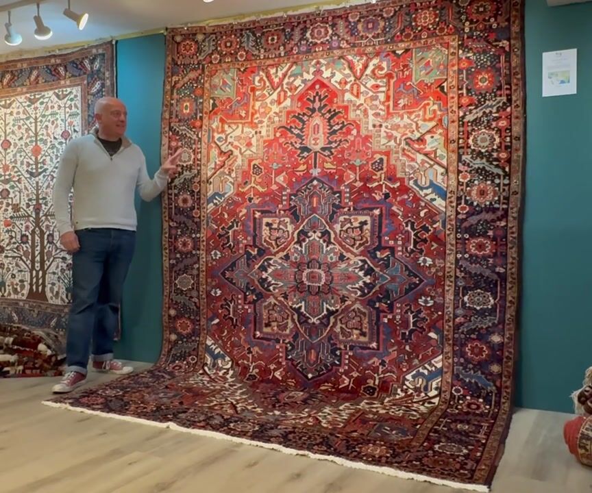 Film of Antique Heriz Carpet 2.96m X 2.15m