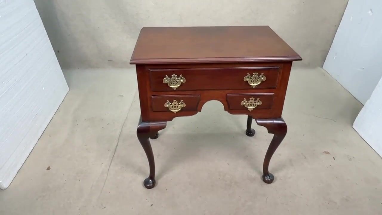 Film of Early 18th Century Georgian Mahogany Lowboy, Side Table