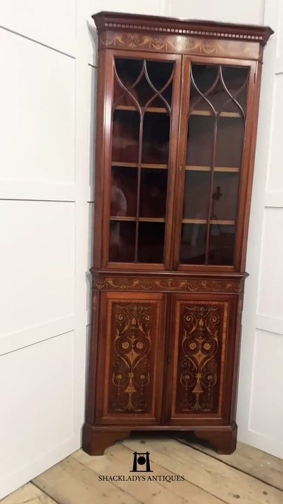 Film of Mahogany Inlaid Corner Cabinet
