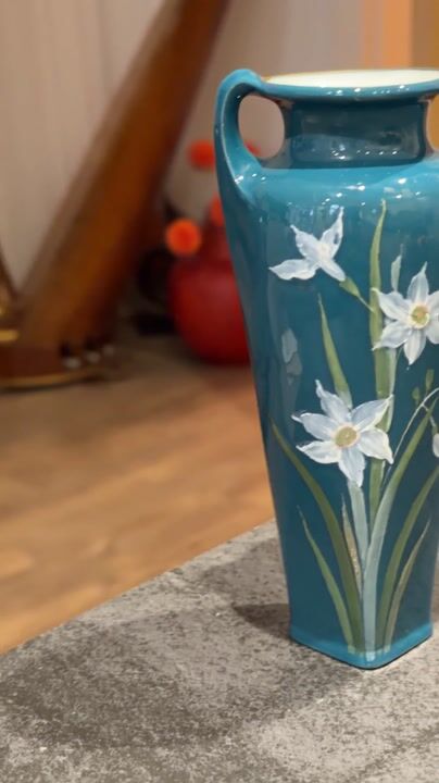 Film of Stunning Antique Gebrüder Heubach Pâte-sur-pâte Twin-handled Porcelain Vase