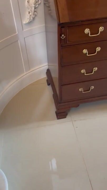 Film of Outstanding Quality Antique George II Figured Mahogany Bureau Bookcase